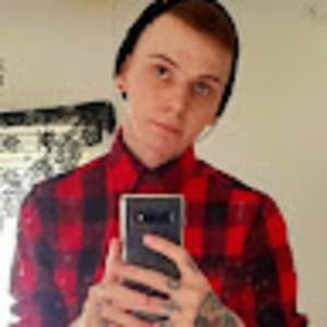 Meet your Posher, Casey